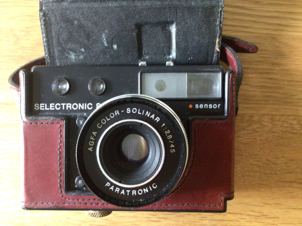 Fotokamera, AGFA Selectronic S mit passender Aigner Hülle in Aachen