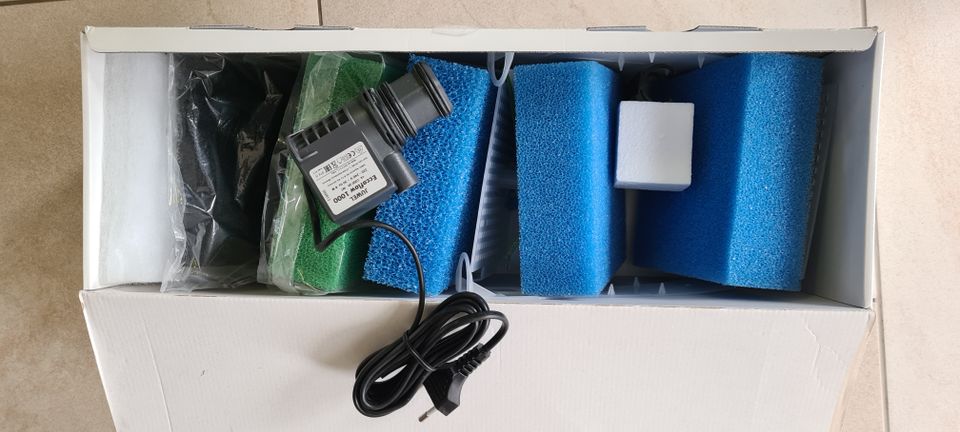 Aquarium Juwel 400 Liter inkl. Filter und Unterschrank in Emtinghausen