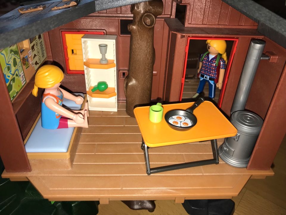 Playmobil Baumhaus und Tiere Seeufer Wald (nicht vollständig) in Oestrich-Winkel