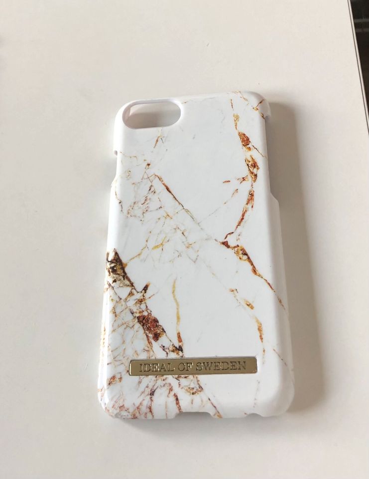 Hülle Case Iphone 6/7/8 Ideal of Sweden Carrara Gold Marmor weiß in Leipzig