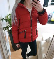 Jacke Winterjacke NEU Steppjacke Gr. 40 L rot schwarz Damen Yessi Dresden - Südvorstadt-Ost Vorschau