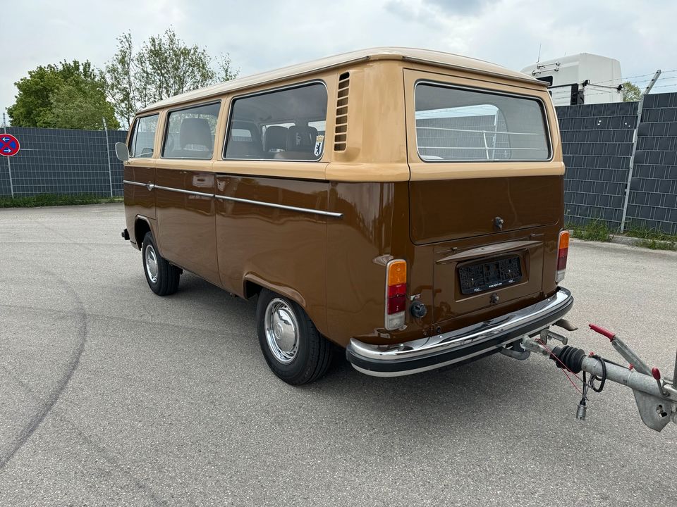 VW Volkswagen T2 1979 inkl. Hänger - Champagner H-Kennzeichen in Odelzhausen