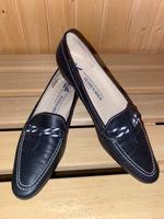 Gepflegte sehr gut erhaltene PETER KAISER Leder Halbschuhe Gr.41 Hessen - Biebergemünd Vorschau