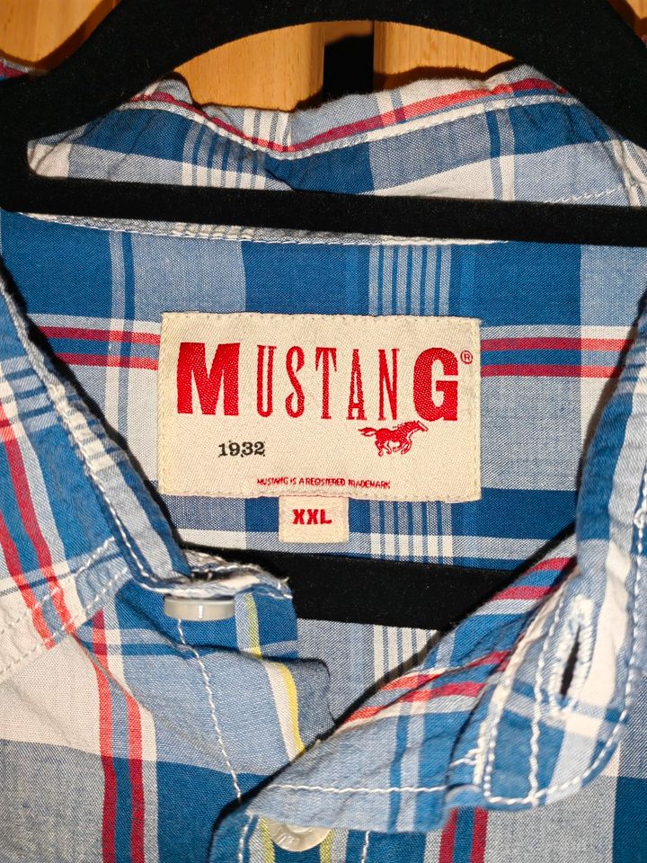 Mustang Herren Hemd Größe XXL in Bautzen