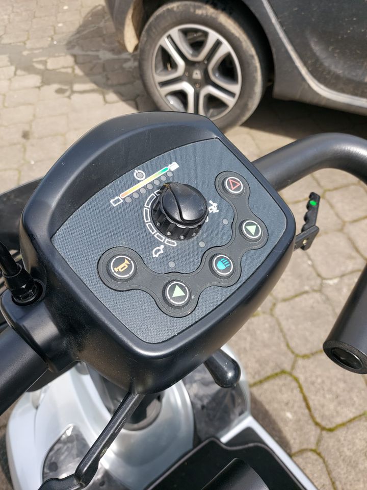 Senioren-Elektro-Scooter in Bad Nauheim