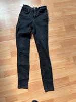 Only Jeans schwarz Hose XS/32 Nordrhein-Westfalen - Lohmar Vorschau