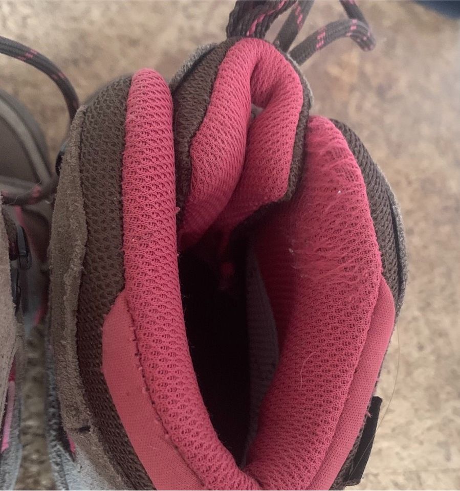 Jack Wolfskin Wanderschuhe Mädchen pink/braun in Urbach Westerw