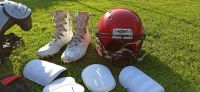Junior Football Ausrüstung: Helm, Schulterpad, Hose, Schuhe Nordrhein-Westfalen - Kleve Vorschau