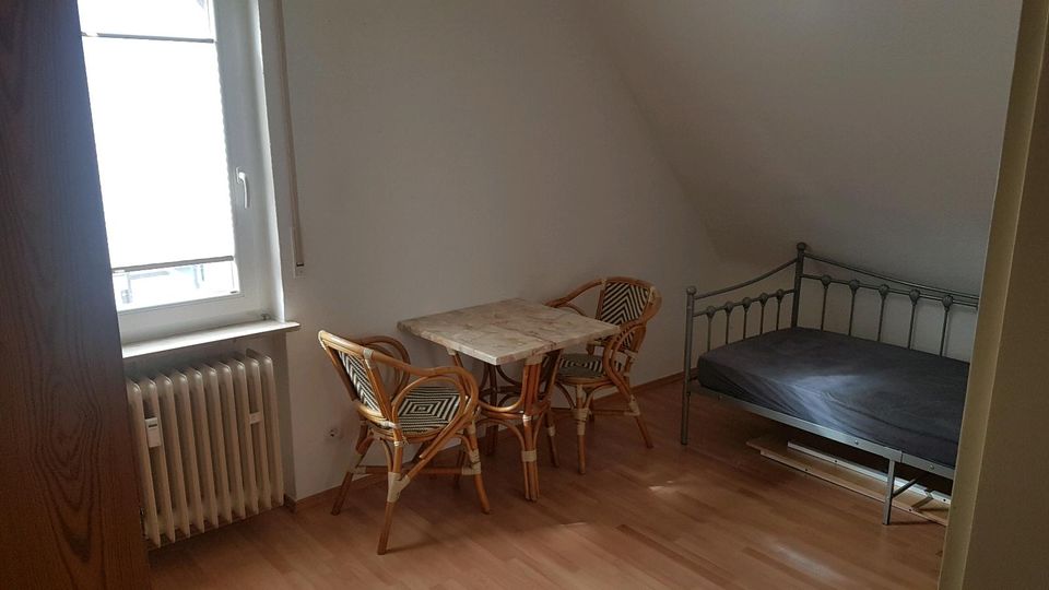 Kleines WG Zimmer im Idyll - Ideal für Pendler in Stuttgart