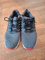 Puma Flair Gr. 44 10 grau schwarz rot Bayern - Karlshuld Vorschau
