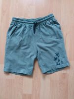 Shorts Gr. 152 kurze Hose petrol Sachsen-Anhalt - Oebisfelde-Weferlingen Vorschau