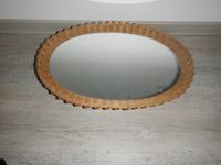 Antik alter Rattan Korbgeflecht Wandspiegel Vintage oval Original Bayern - Hauzenberg Vorschau