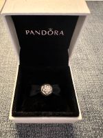 Pandora Clip Pavé funkelnder Stern 791056CZ Silber Dresden - Neustadt Vorschau