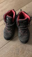 Meindl Wanderschuh Stiefel grau pink Gr. 32 sehr gut erhalten Nordrhein-Westfalen - Brilon Vorschau