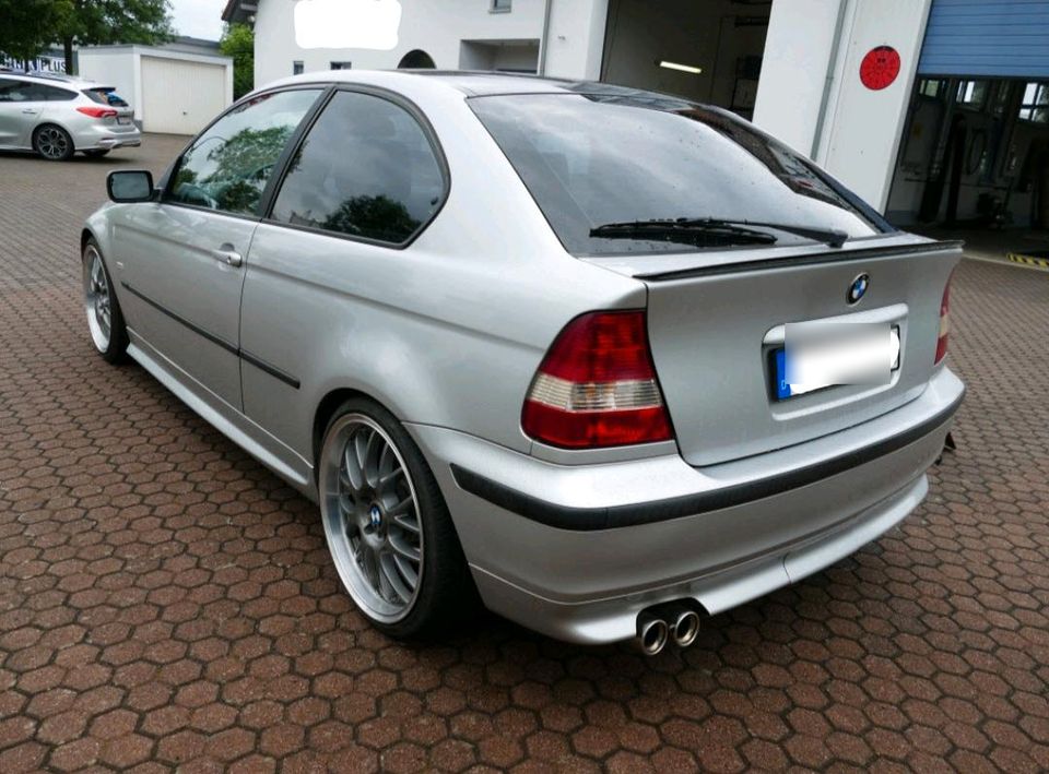 BMW E46 325ti Compact Individual - 6 Zylinder - 192 PS in Ebersburg