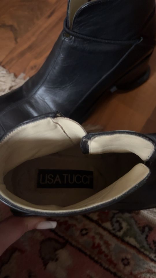 Lisa Tucci Lederschuhe mit Absatz in Herne