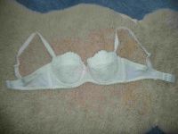 PASSIONATA BH 75 B - creme - Träger abnehmbar !! - TOP NEU Baden-Württemberg - Aidlingen Vorschau