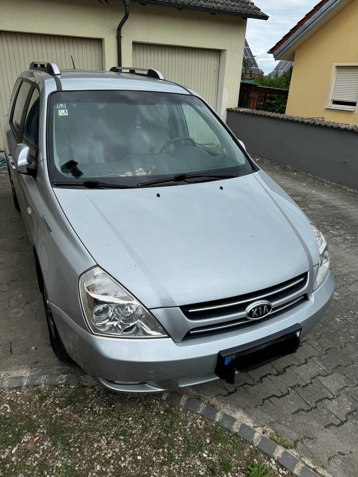 Abbildung des Autos Kia Carnival