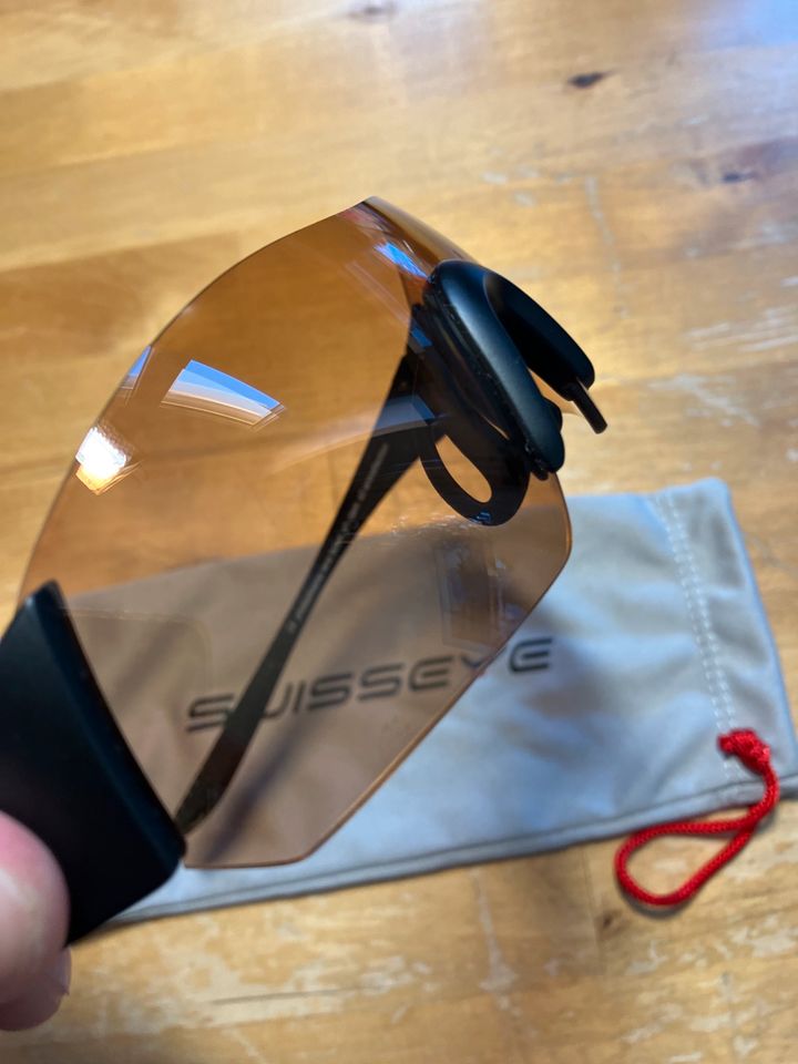 SwissEye C-Shield S Carbon radbrille in Abstatt