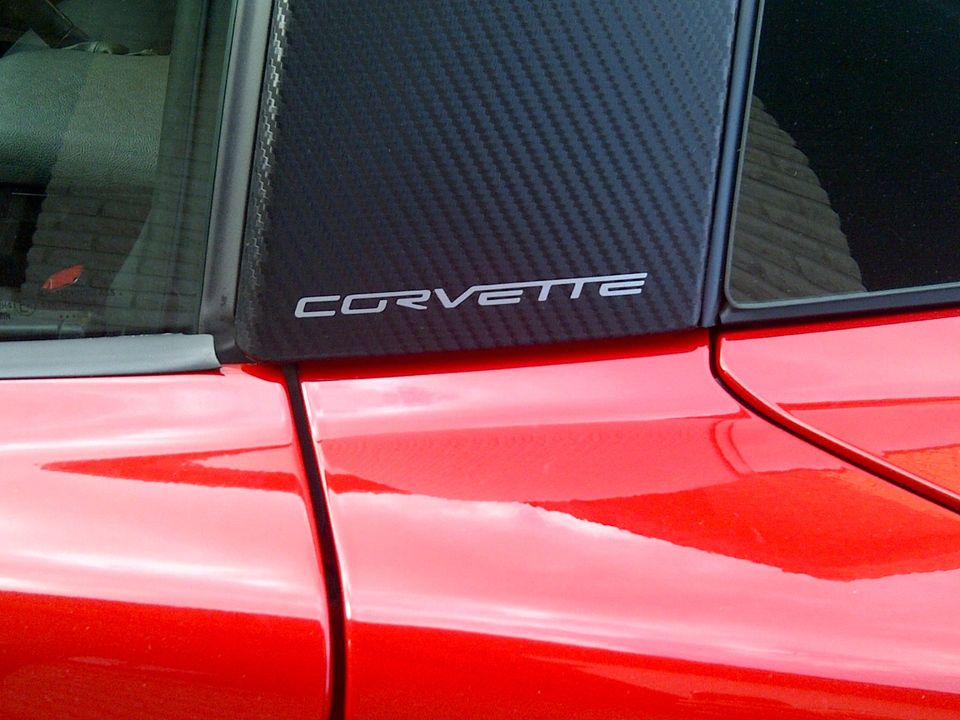 Corvette C6 Coupé LS3 rot EU-Modell mit Schaltgetriebe in Großbettlingen