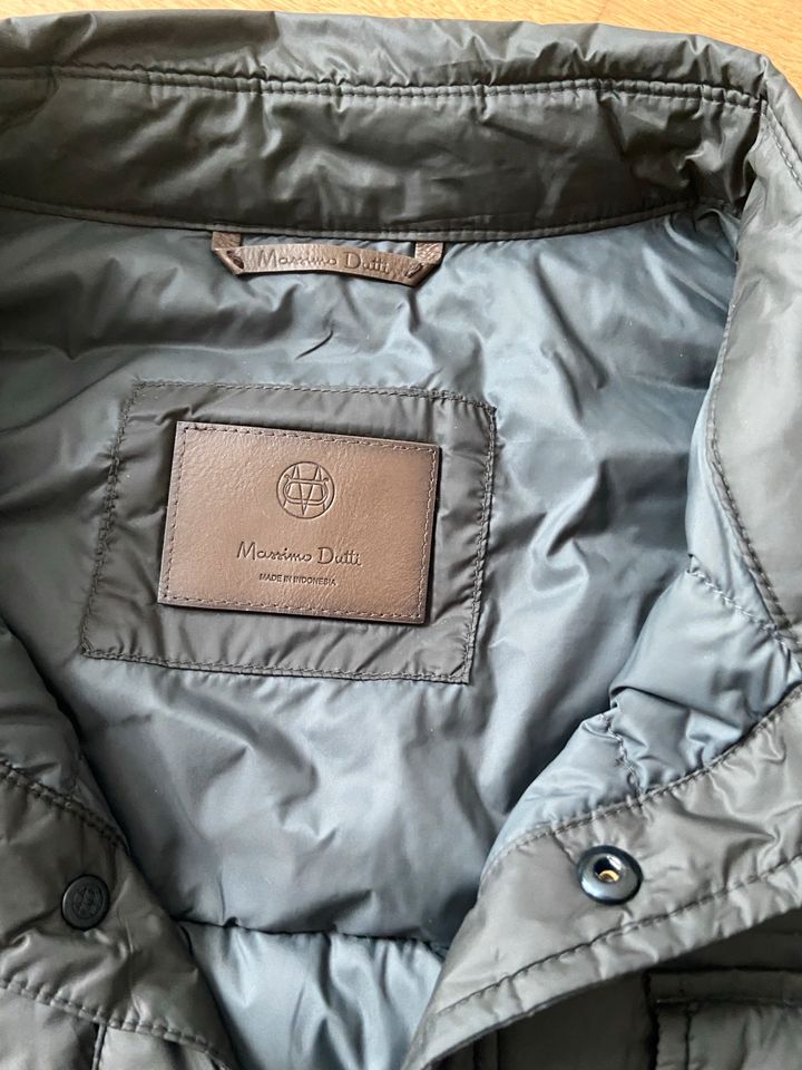 Herren Daunenjacke „ Massimo Dutti“, Gr XL, superleicht in Recklinghausen