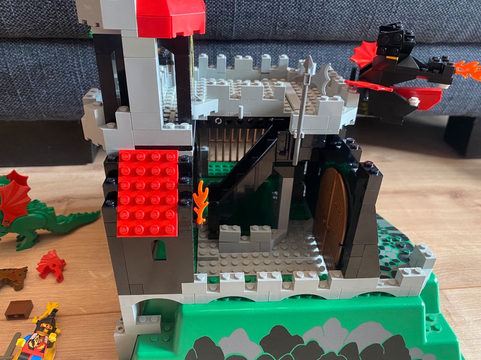 Lego 6082 komplett Drachen-Burg Ritter in Neunkirchen a. Brand