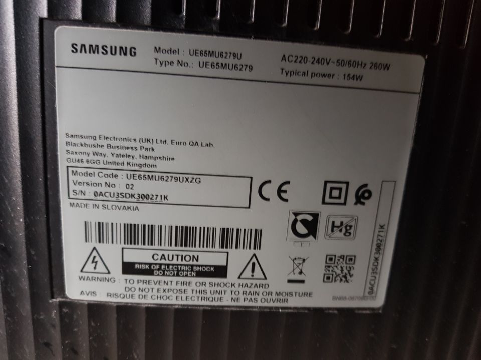 65 Zoll Samsung Curver mit Displayschaden !!! in Chemnitz