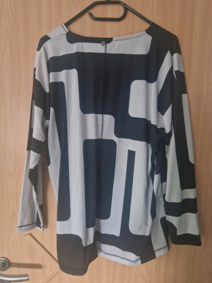 Tredy Shirt Gr 2 (44), neu in Kempen