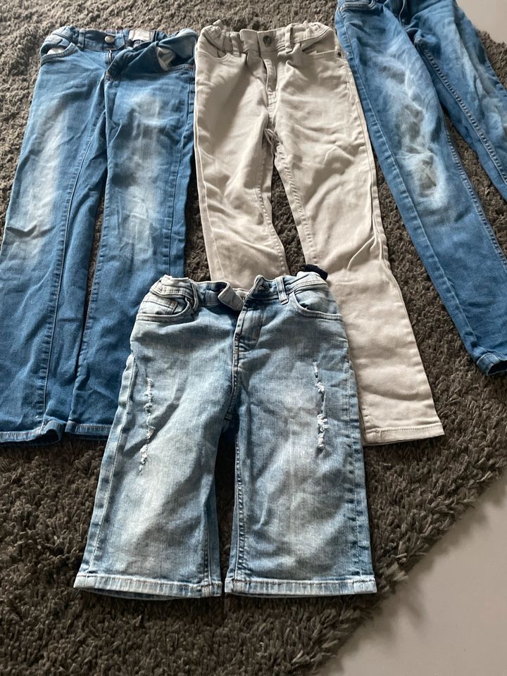 4 Jeans in Gr 140 in Gladbeck