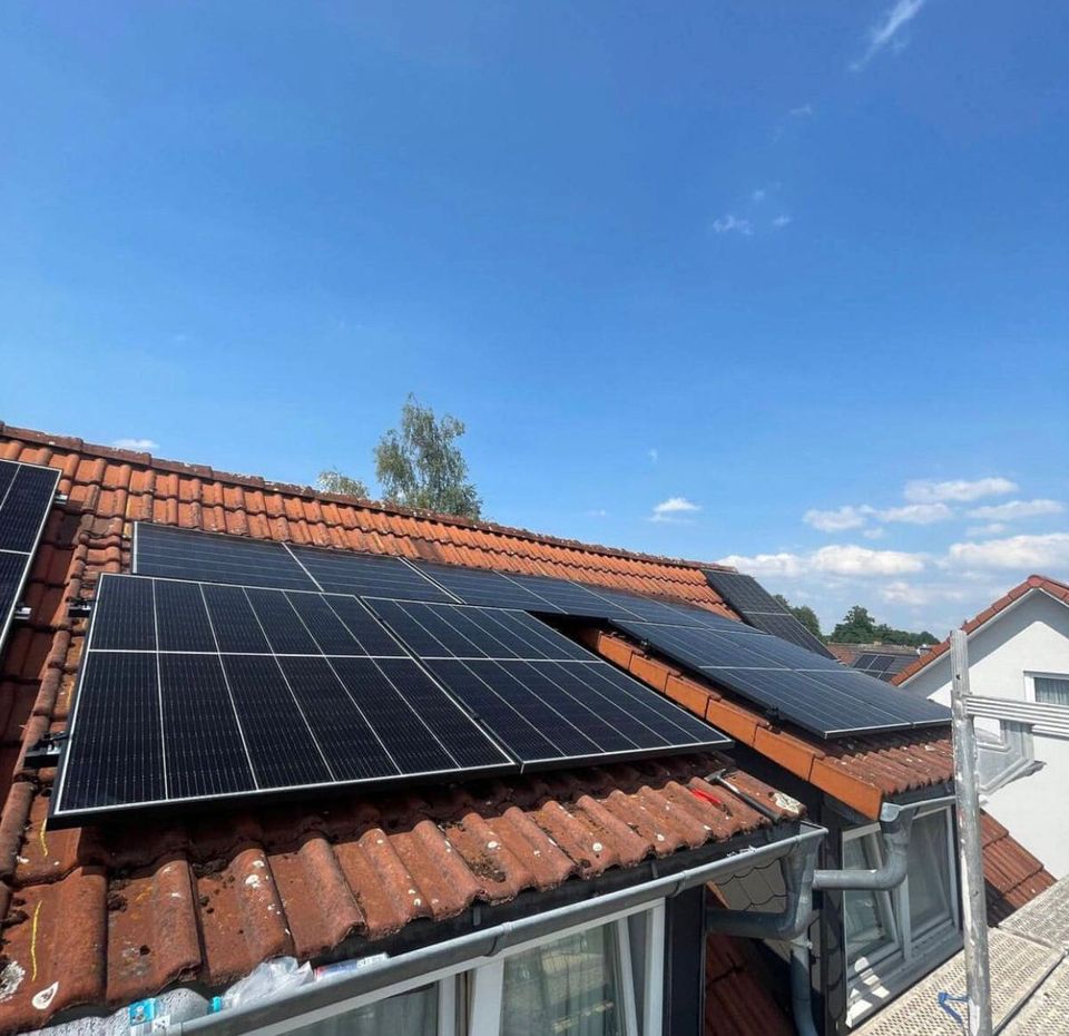 Komplettmontage Photovoltaik PV vom regionalen Elektrobetrieb in Mainz