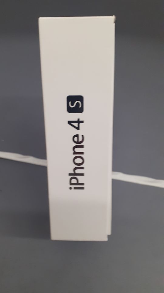 Apple iPhone 4S 8GB White Weiß Neu in Schönheide