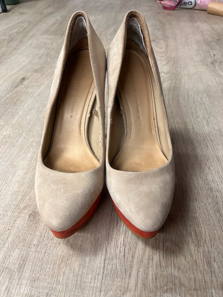 Beige / Pinke high Heels von zara Größe 40 in Willich