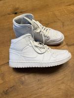 Nike Air Jordan in weiß Köln - Bocklemünd/Mengenich Vorschau