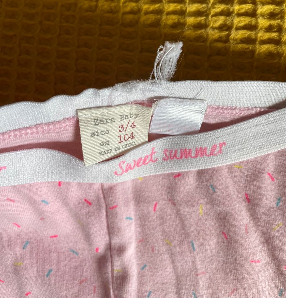 Eis-Pyjama von Zara ~ Gr. 98/104 cm in Berlin