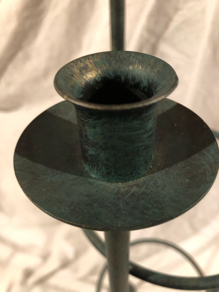 Standfester Boden-Kerzenständer (ca 85 cm) aus Metall in Hausach