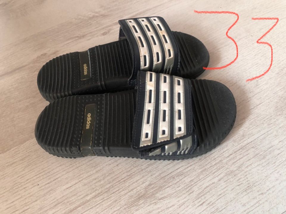 Adidas Adiletten Badelatschen Sandalen Größen 27-38 in Salzgitter