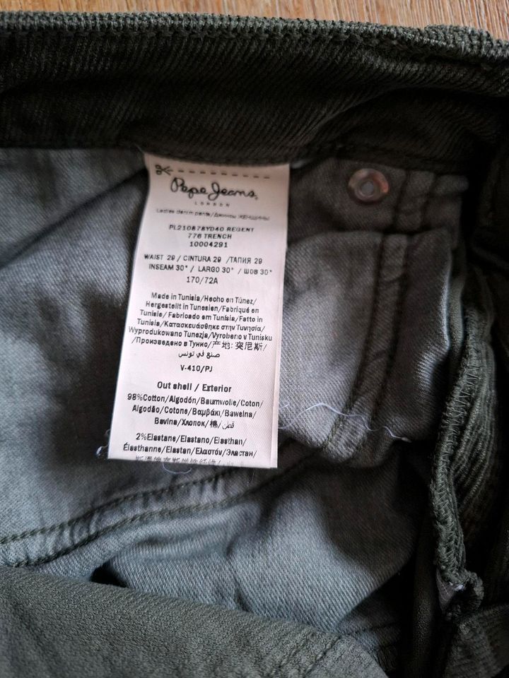 Pepe Jeans W29/L30 Cordhose grün Damen in Hochspeyer