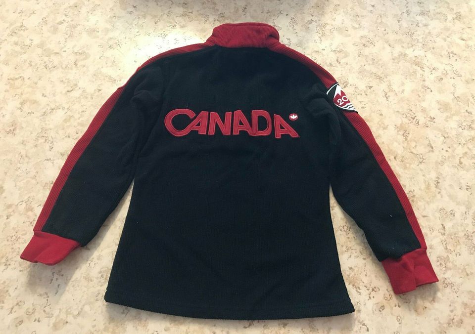 Original Canada 2010 Olympic Games Curling-Sweater Girls in Veitshöchheim