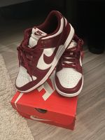 Nike dunks low Team red gr.42 Essen - Altenessen Vorschau