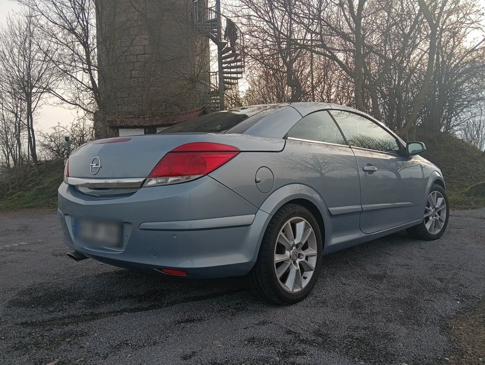 Opel Astra H TT Cabrio 87.800km Automatik AHK Klima Tempomat in Dingelstädt