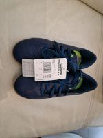 Neu Turnschuhe Fußballschuhe Adidas 32 33 Rheinland-Pfalz - Hochspeyer Vorschau