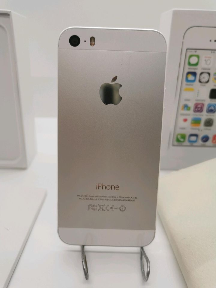 IPhone 5s 64GB Silber Apple in Waiblingen