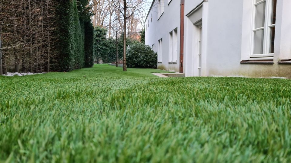 Kunstrasen Garten Balkon Terrasse verlegen Landscaping Unterbau in Bad Soden am Taunus