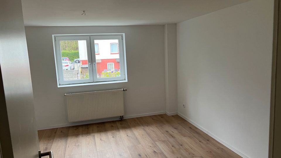 Kernsarnierter 4 Zimmer Wohnung in Remscheid in Remscheid