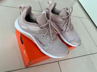 Nike Performance Sportschuhe 36,5 Nordrhein-Westfalen - Langenfeld Vorschau