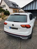 Volkswagen Tiguan Elegance 1.5 TSI  OPF DSG Navi LED AHK ACC Niedersachsen - Wolfsburg Vorschau