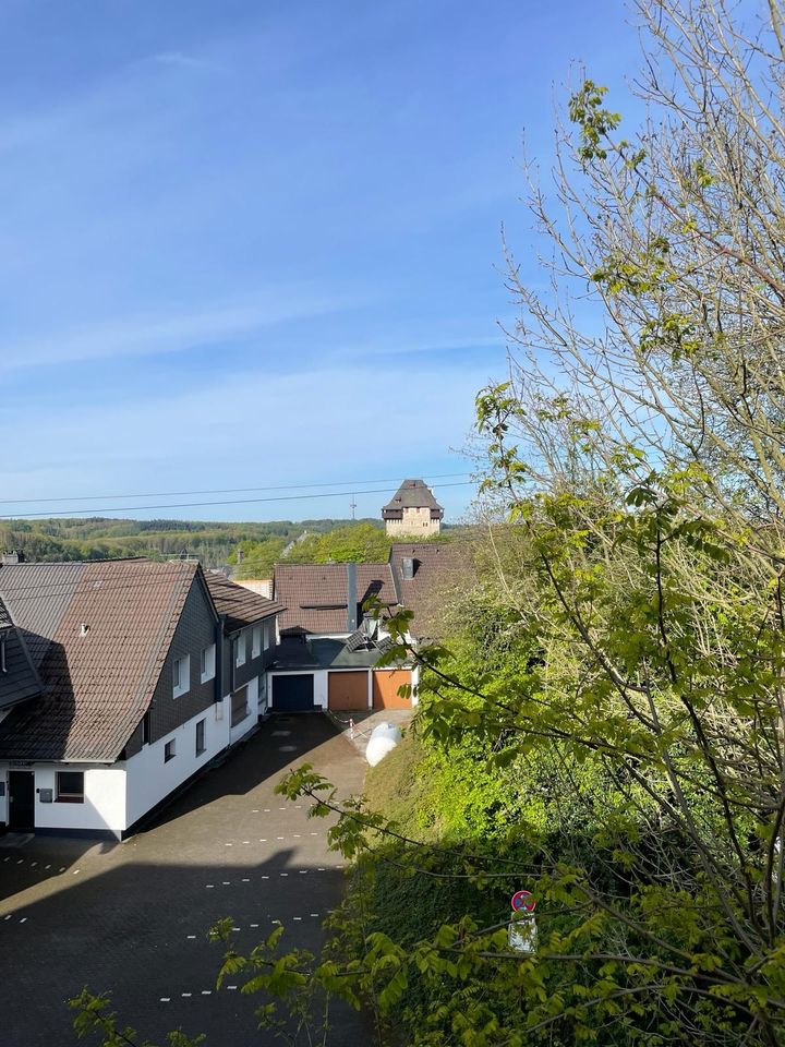 1,5 Zimmer Apartment in bester Lage von Solingen-Oberburg in Solingen