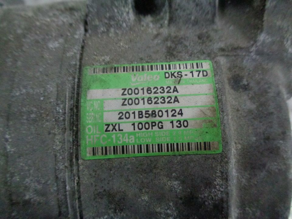 Volvo V70 2,4 Klimakompressor Kompressor Klimaanlage Z0016232A in Gelsenkirchen