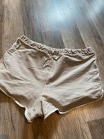 Beige Shorts von H&M Gr. 38 m neuwertig Bayern - Ortenburg Vorschau