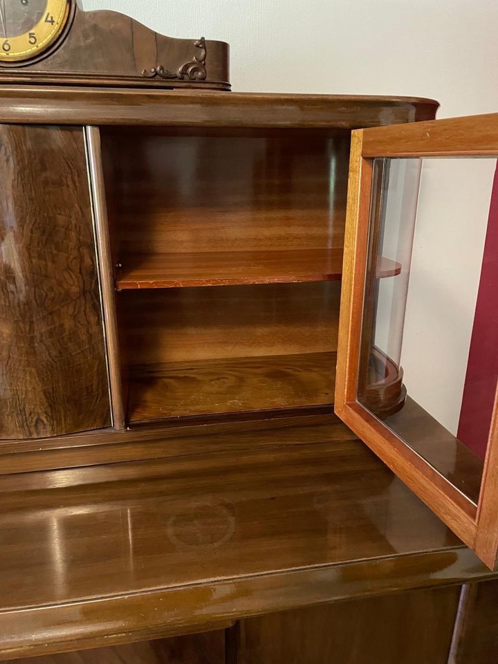 Buffetschrank Esszimmerschrank Geschirrschrank Vitrine Antik in Klütz